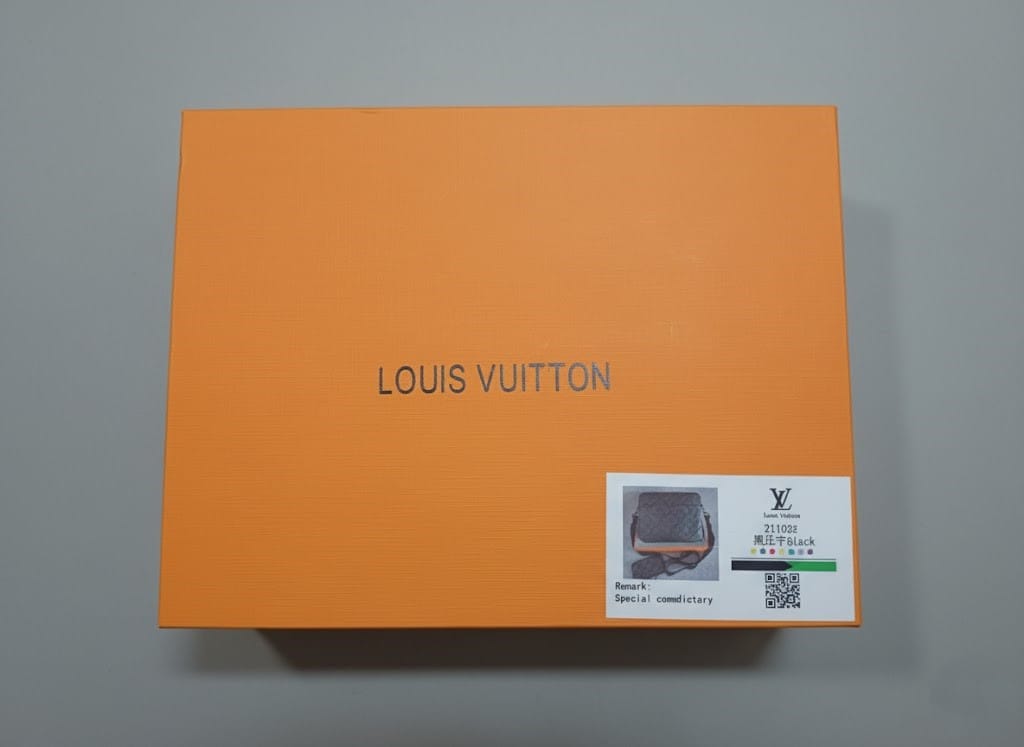 Louis Vuitton Black Messenger Bag with Monogram Embossed Leather - Image 3