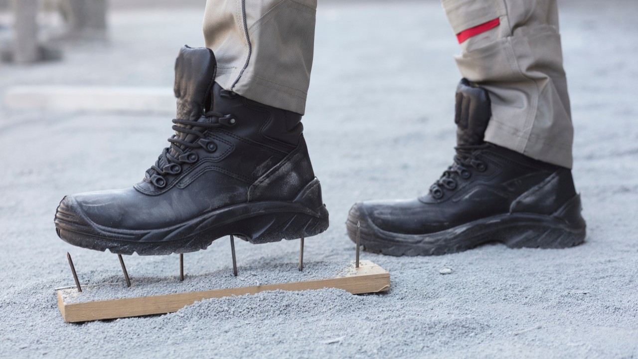 Safety Shoes for Construction Work
